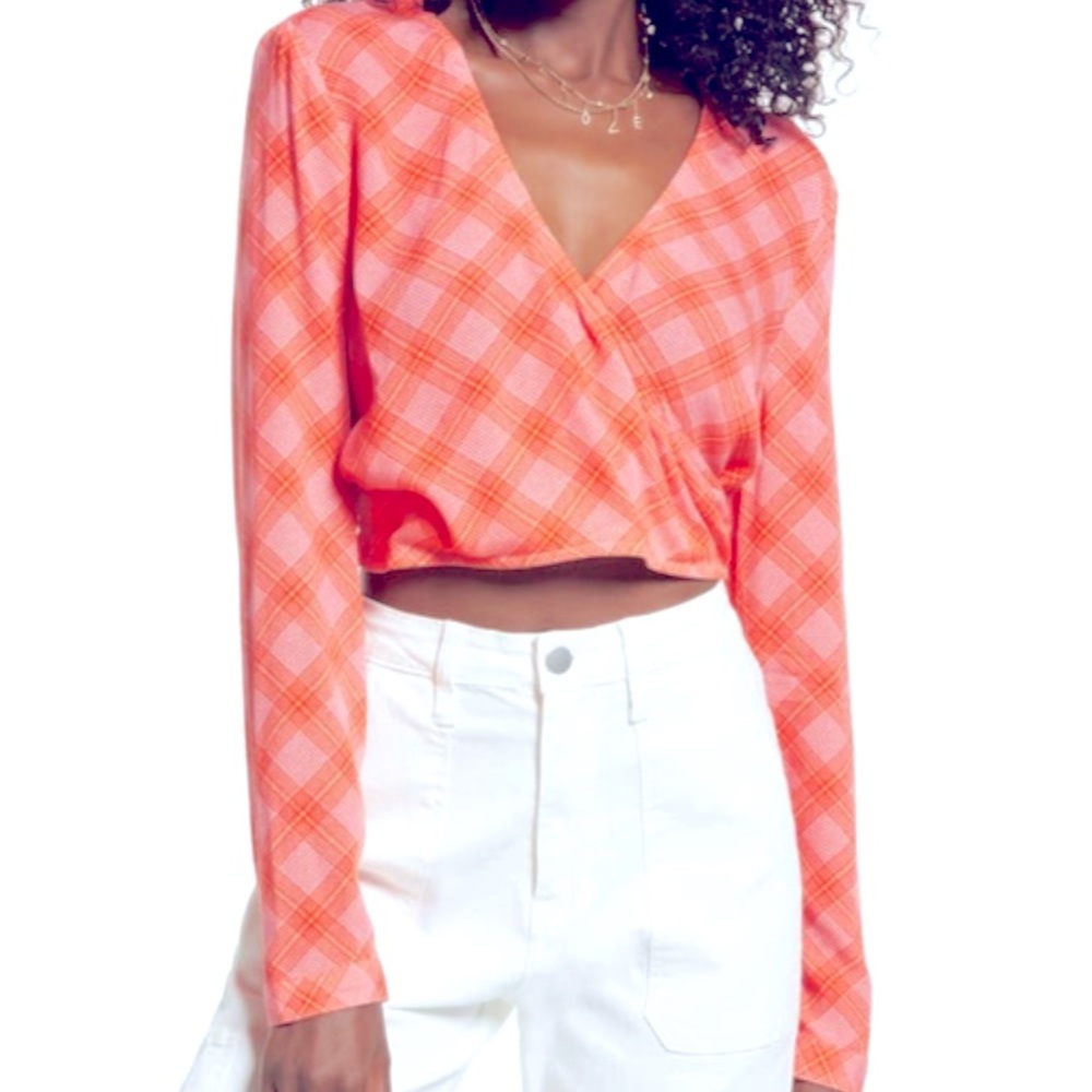 BP.
Surplice V-neck Crop Top In Pink- Red Ian Bias Plaid